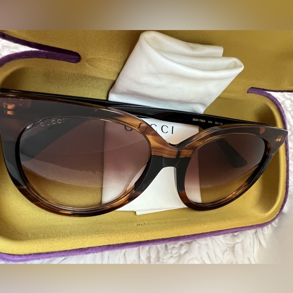 Gucci 55mm Round Sunglasses - Picture 7 of 11